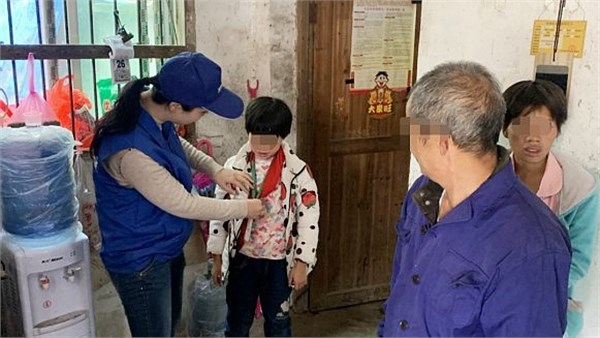 金秋送暖，湖南省慈善總會走訪貧困精神障礙患者